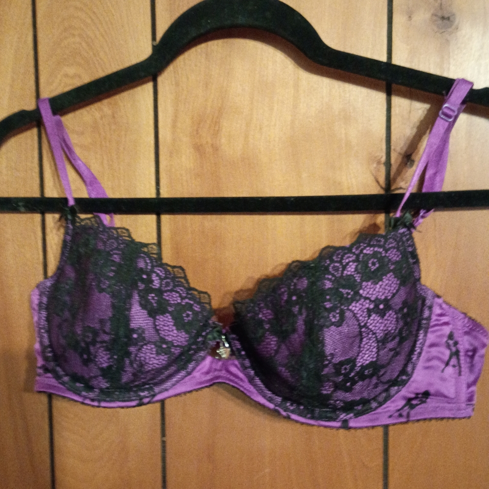 Victoria's Secret Purple and Black Lace Bra